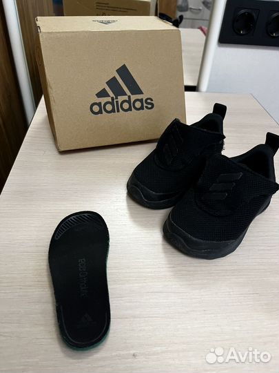 Кроссовки детские adidas 21