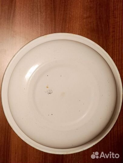 Тазики эмалированные б/у