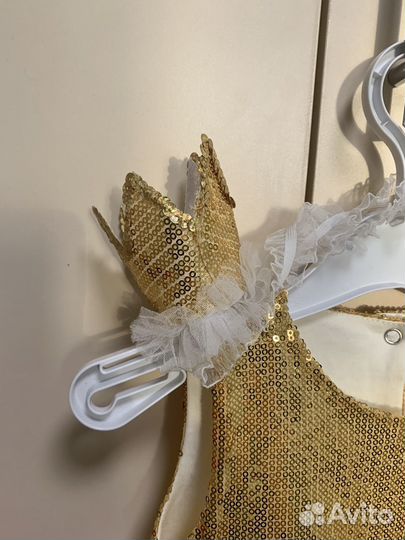 Платья нарядные