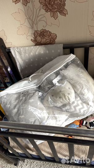 Кроватка детская маятник