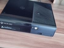 Xbox 360 с 2 джойстиками и kinectom
