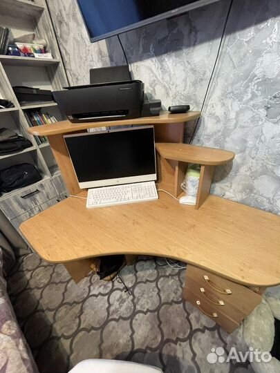 Продам письменный стол