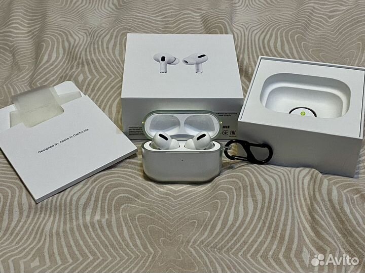 Apple AirPods Pro (оригинал)