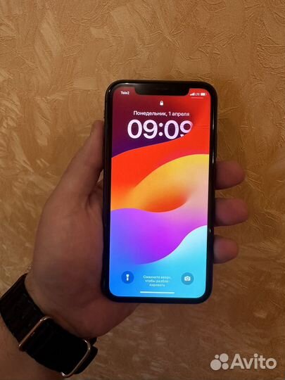 iPhone 11, 64 ГБ