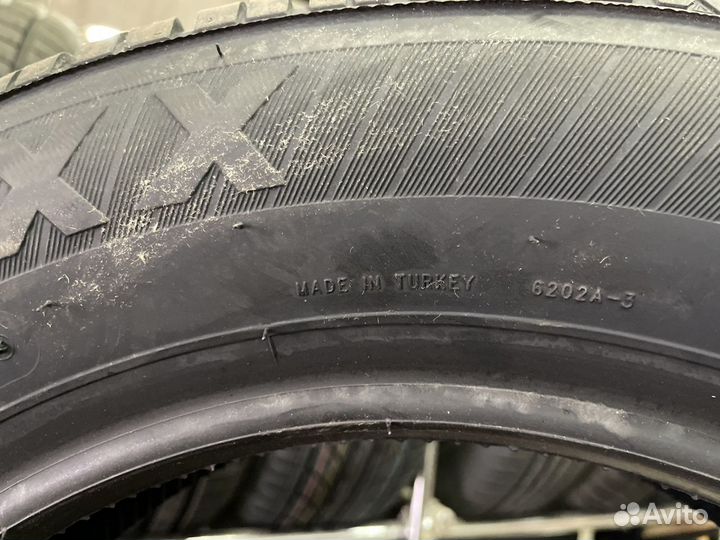 Starmaxx Tolero ST330 175/65 R14 82T