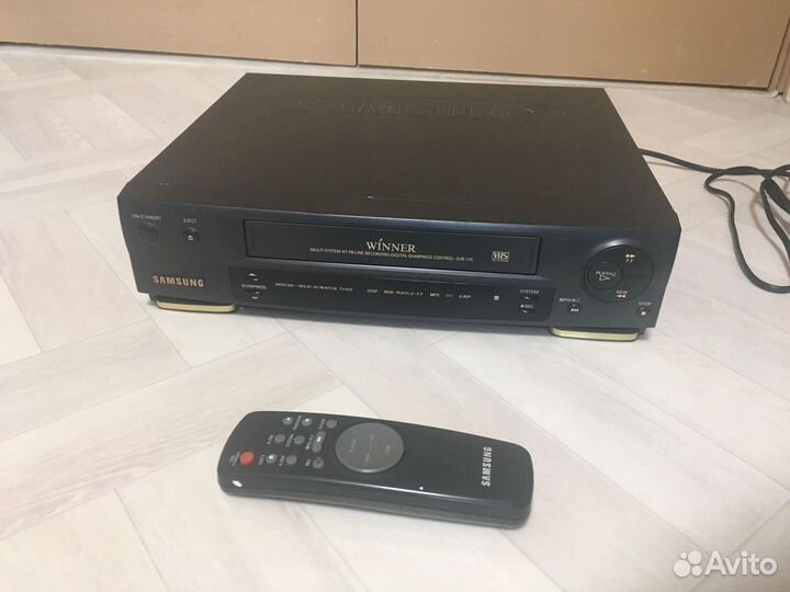 Видеомагнитофон