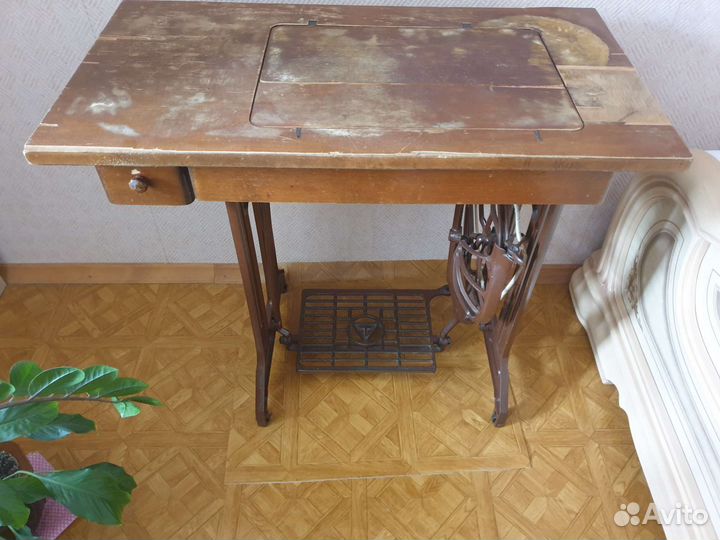 Швейная машинка финская Тикка(антиквариат)