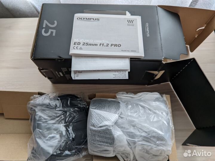 M.Zuiko Digital ED 25mm F1.2 Pro, новый, рст