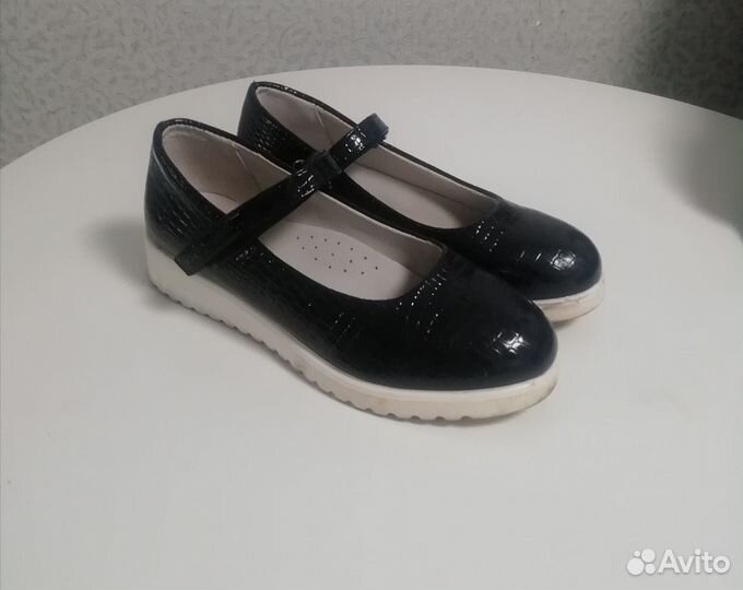 Туфли для девочки размер 36