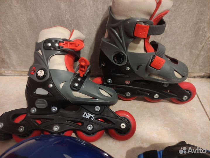 Ролики,защита,шлем защитный комплектом