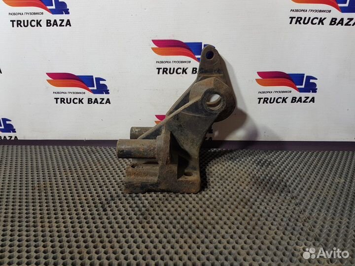 A9303100963 Кронштейн торсиона кабины левый