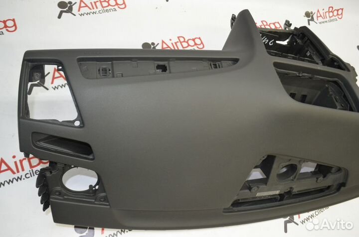 Торпедо панель приборов Audi Q5