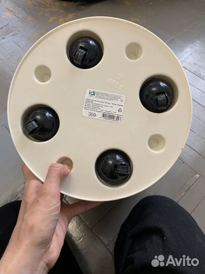 Горшок для цветов, подставка для елки