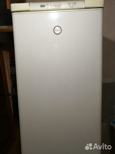 Холодильник Electrolux ER 9192 B бу