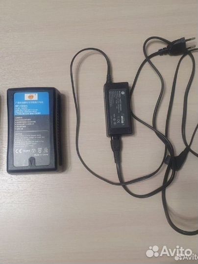 Аккумулятор V-mount 150Wh + D-tap зарядник