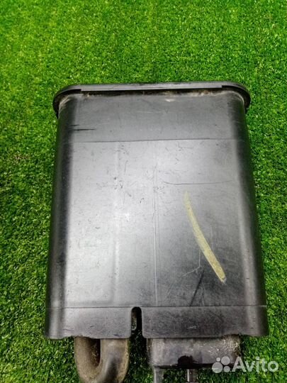 Абсорбер (фильтр угольный) Volvo Xc70