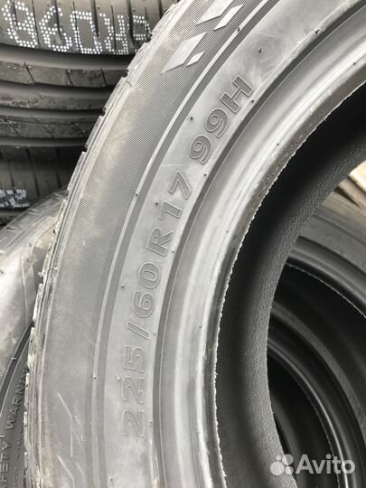 Kumho Crugen Premium KL33 225/60 R17 99H