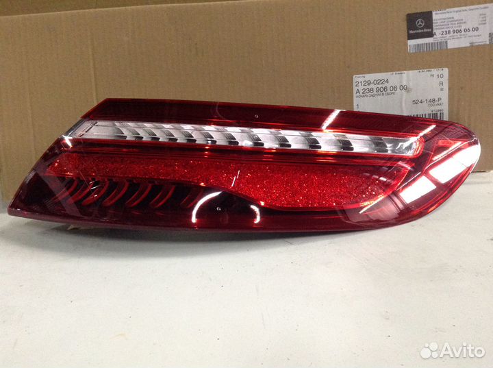 Фонарь правый A2389060600