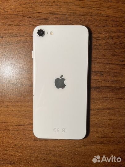 Телефон iPhone se 2020