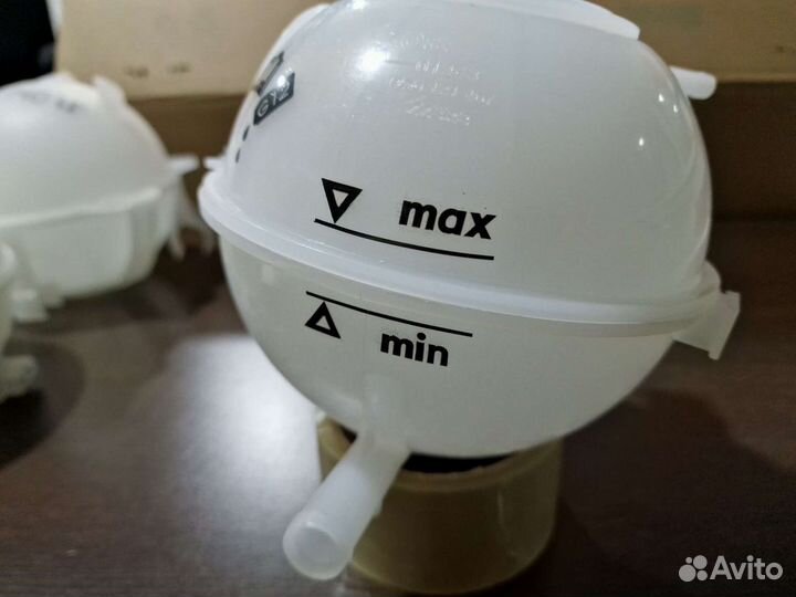 Расширительный бачок VW Polo, Skoda Fabia, Rapid