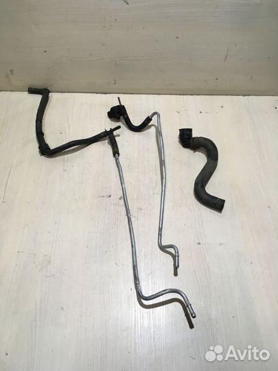 Трубка антифриза Фольксваген Тоуран