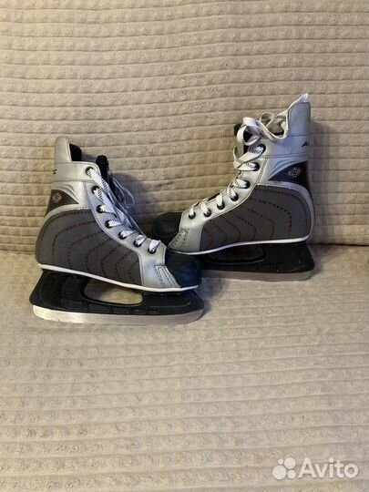 Коньки хоккейные Alex Larsen