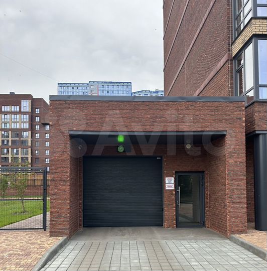 Машиноместо, 18 м²