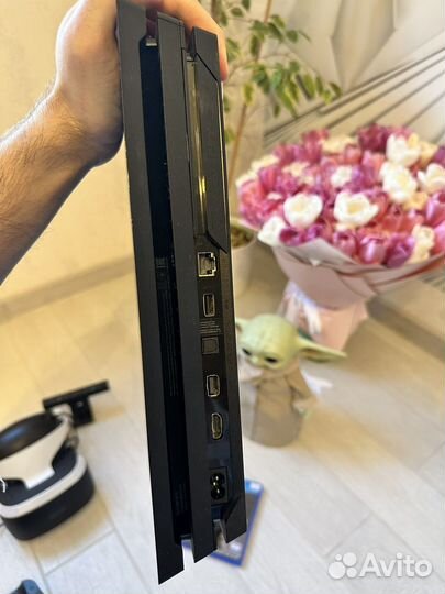 Sony playstation 4 pro 1tb + VR шлем
