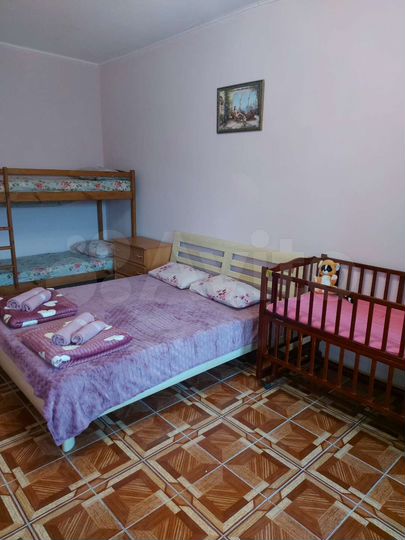 Комната 25 м², 1/4 эт.