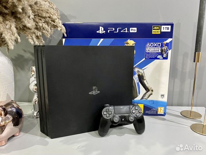Sony Ps4 pro 1Tb / как новая / 3я ревизия
