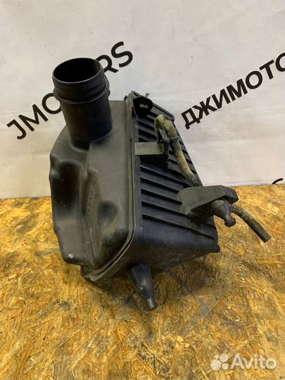 Корпус воздушного фильтра Nissan X-Trail T31 2.0