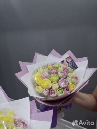 Шоколадные розы, пионы, тюльпаны