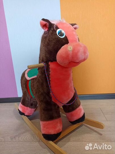 Детская качалка лошадь