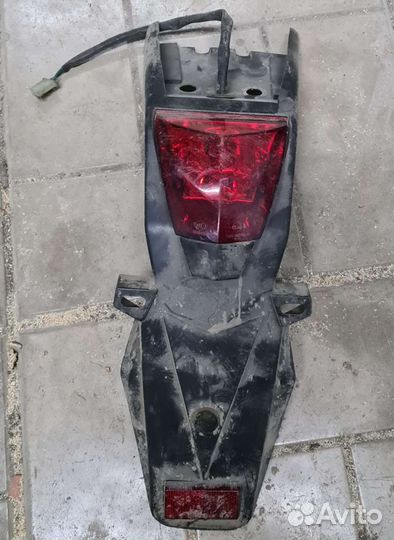 Брызговик на мотоцикл с фарой