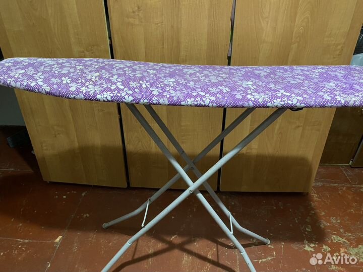 Гладильный стол