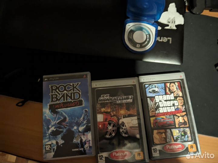 Продам psp 3008 прошитая