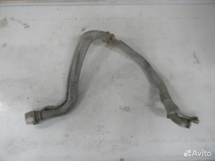 Горловина топливного бака (седан) Toyota Avensis 2