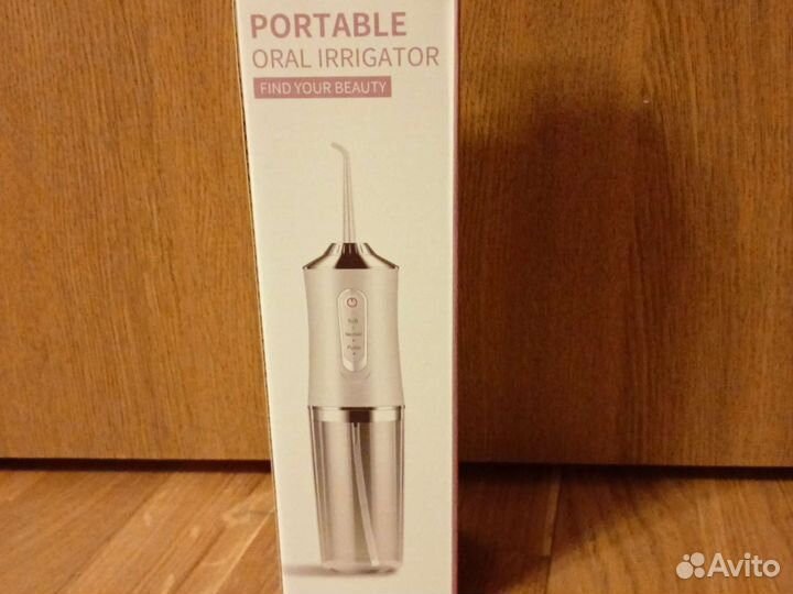 Ирригатор с зарядным устройством