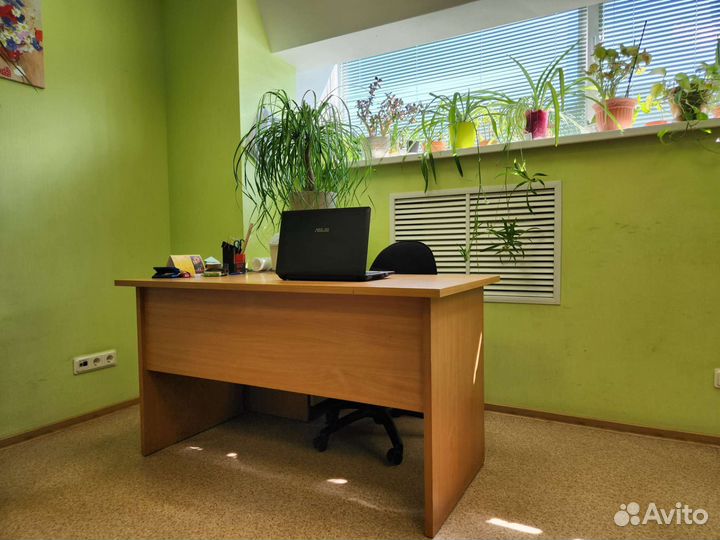 Юридический адрес + рабочее Место в разных районах