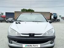 Peugeot 206 1.4 MT, 2009, битый, 258 537 км, с пробегом, цена 210 000 руб.