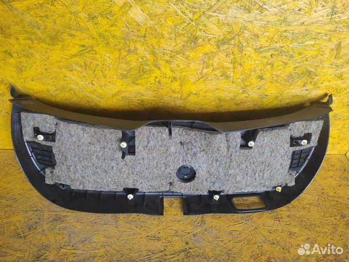 Накладка крышки багажника Mazda 3 Хэтчбек BL 1.6