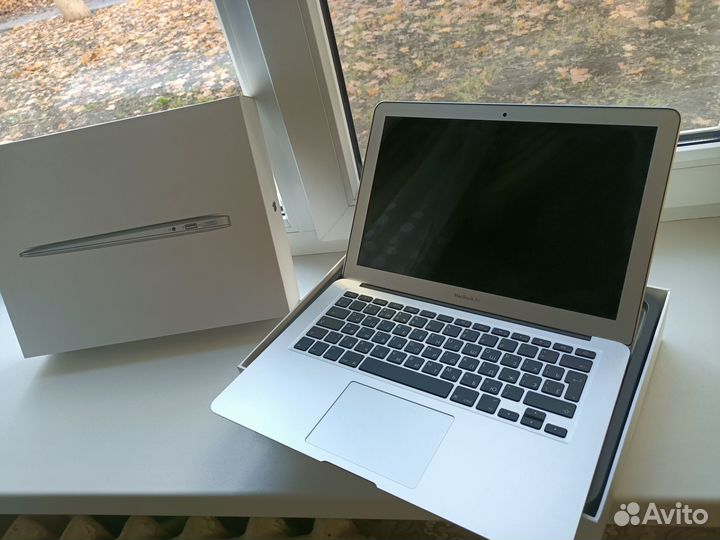 Apple MacBook Air 2017(8/128)