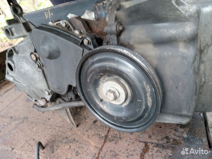 Мотор Логан