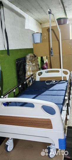 Кровать медицинская с электрическими приводами