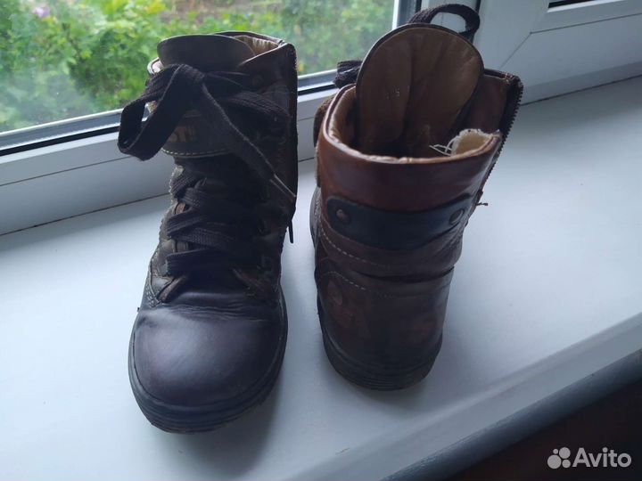 Ботинки осенние для мальчика 29-31размер