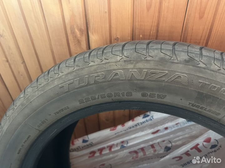 Bridgestone Turanza T001 255/55 R18