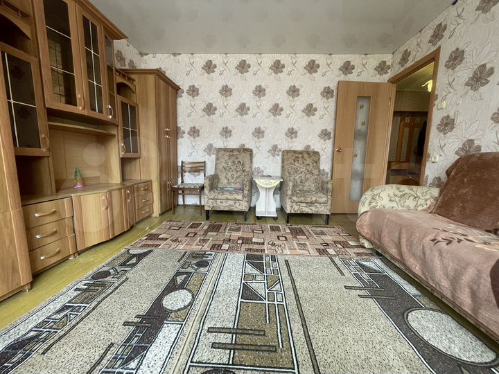 2-к. квартира, 49 м², 1/5 эт.