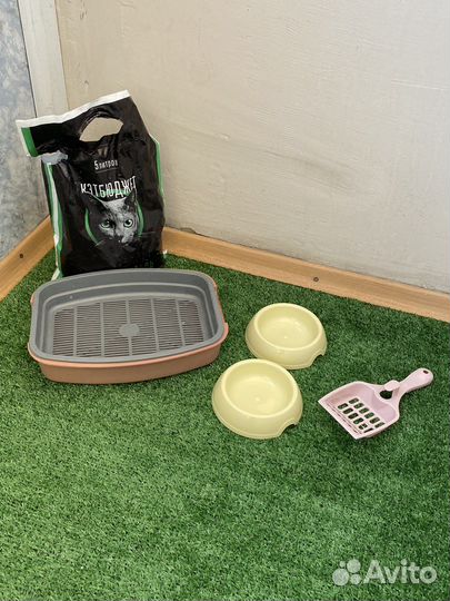 Лоток, чашки, лопатка, наполнитель для кота