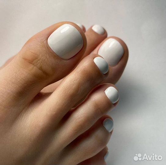 Педикюр с покрытием гель лак