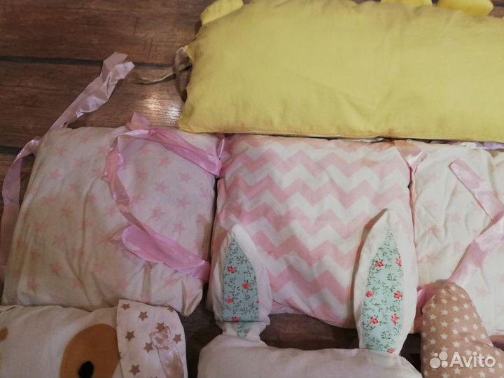 Бортики в кроватку